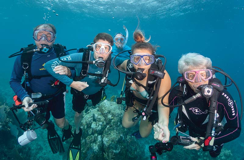 12 Essential Tips for an Amazing Scuba Diving Vacation — hero image