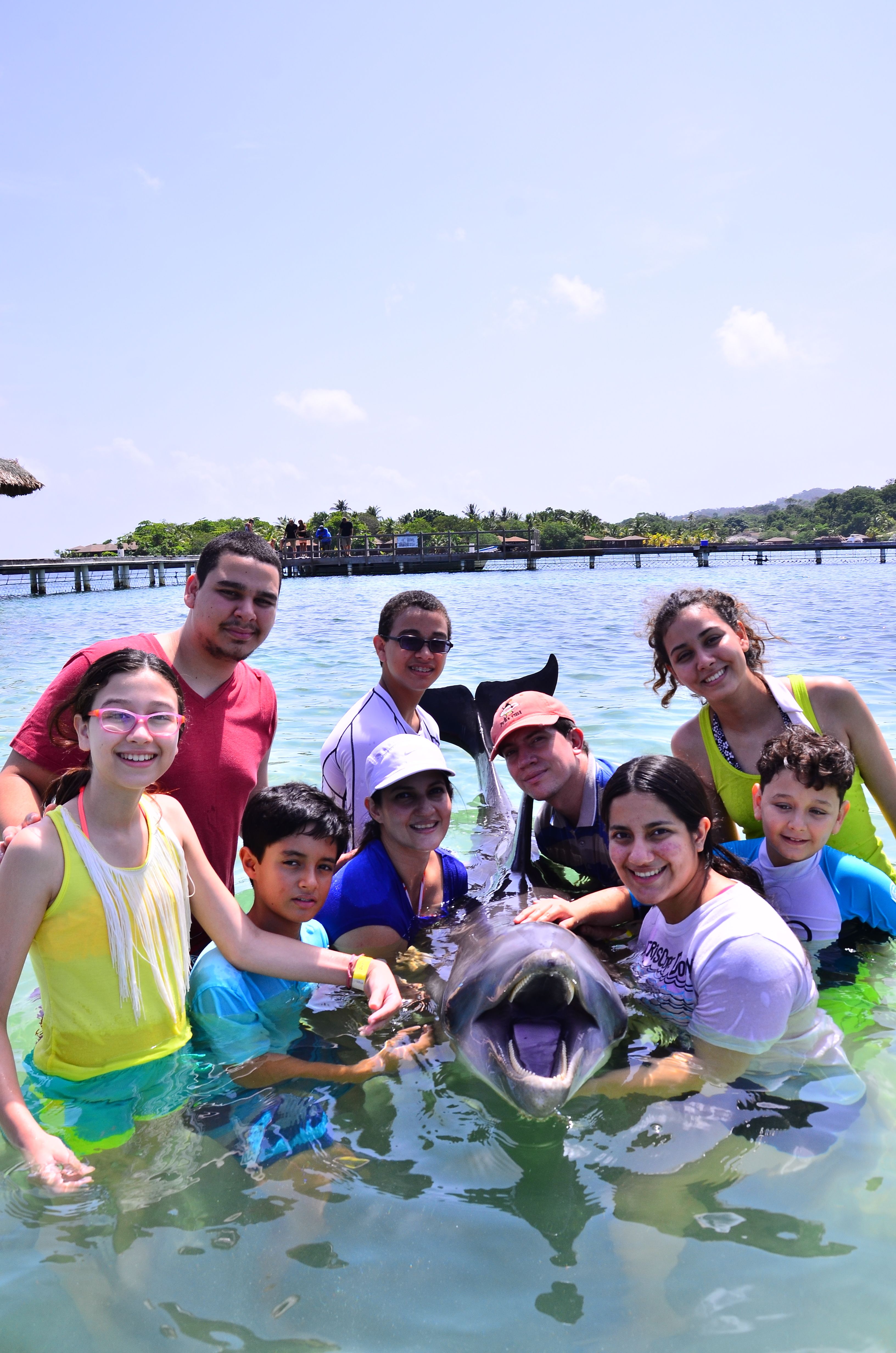 The Complete Family Travel Guide to Roatan Honduras